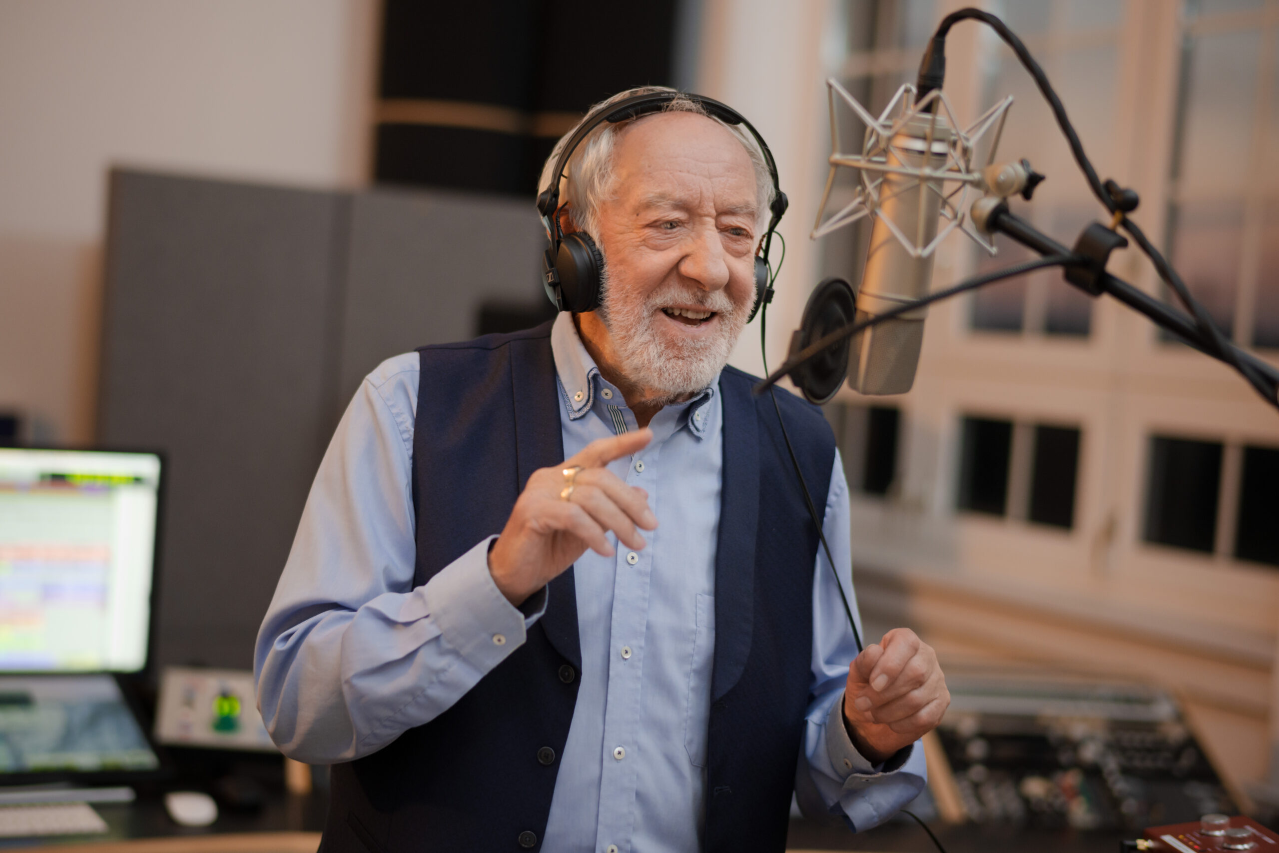 Dieter Hallervorden Pr sentiert Sein Musikalisches Lebenswerk 80 Plus 